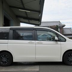 【重心が低く小回りの効く車！！】　ミニバンの中では値段が安いので...