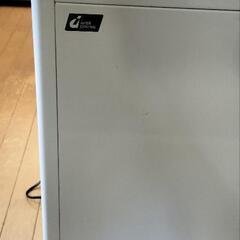 【ほぼ新品♬】蓄熱式電気暖房機 インターセントラル サンレッジ AX700の画像
