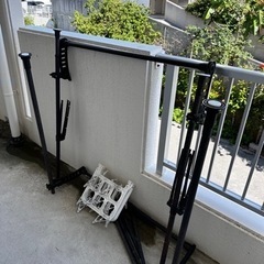 キャンセルでました。0円　物干し竿　つっぱり式の画像