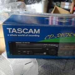 希少！CD 録音TASCAM　CD-RW700 本体　元箱のみ　あまり使用してない為、程度良の画像
