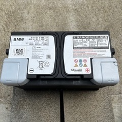 カーバッテリー　BMW純正　電圧12.6V