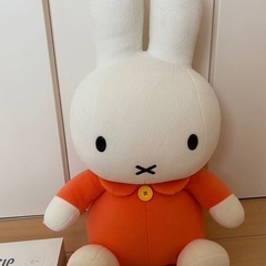 ミッフィー  ぬいぐるみ　大