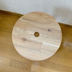 IKEA スツールの画像