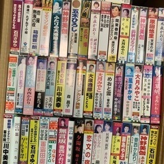 演歌　歌謡曲　カセットテープ  約500本　落語　浪曲　レコード　3枚