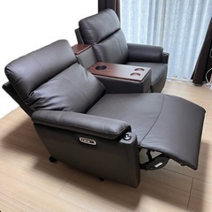 電動リクライニングソファ 2人掛け 置くだけ充電 USB 収納付