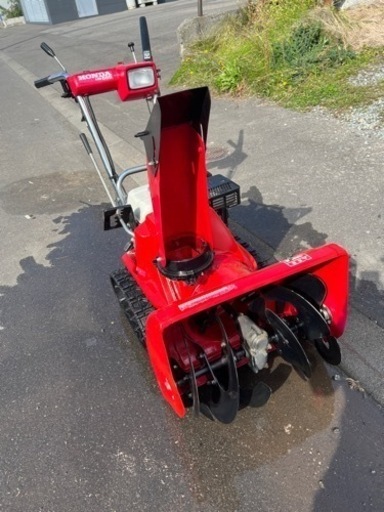 北海道旭川市 HONDA 小型除雪機 HS555 雪丸 5馬力 整備済み 動作保証 旭川市内は配達可能 エンジン一発始動！バッテリー新品