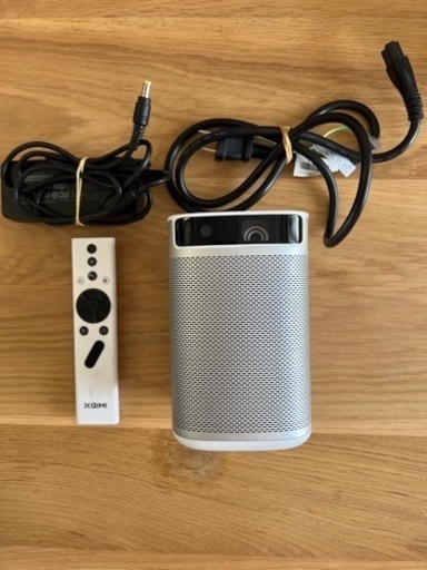 ※三脚付き※XGIMI MOGO Pro プロジェクター