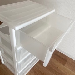 収納ボックスの画像