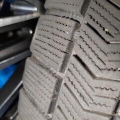 スタッドレスBS-VRX215/50R17４本スバルエクシーガの画像