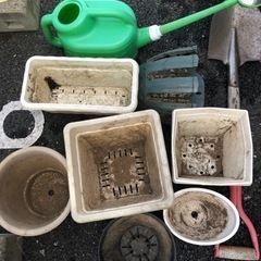 ホース　鉢　プランター　ジョウロ　スコップ　まとめての画像