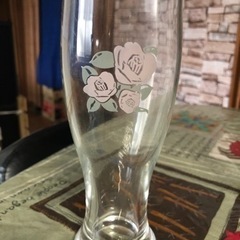 ビールグラスの画像