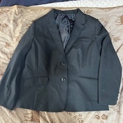 スーツ上下譲ります　マルイブランド　2000円　値段交渉