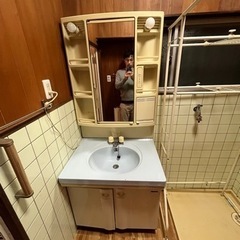 独立洗面台　750mm幅　電球付き
