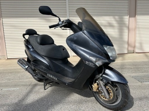 ☆マジェスティ125.低燃費FIモデル☆前後タイヤほぼ新品^_^プラグ・グリップ・オイルなど交換済みで快調です☆125cc原付二種スクーター☆