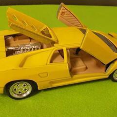 可動式 ランボルギーニ ディアブロ ミニカー ダイキャスト製　黄色　イエローの画像