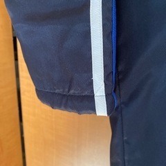 adidasベンチコートサイズ140美品の画像