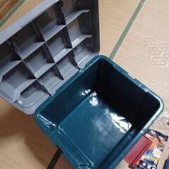 アイリスRVボックス約28リットルとブレークリーンなどの画像