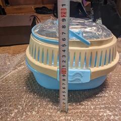 小動物用キャリーケースの画像