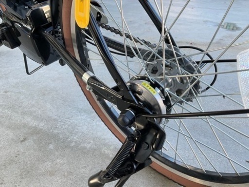電動アシスト自転車　ノーパンク　折り畳み　20インチ