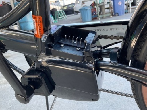 電動アシスト自転車　ノーパンク　折り畳み　20インチ
