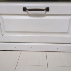 テレビボードの画像
