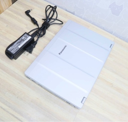 秒速起動　Panasonic 高性能6世帯Core i3+高速256GB