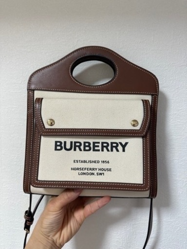 BURBERRY （バーバリー）  ミニ ツートン キャンバス＆レザー ポケットバッグ BURBERRY】バーバリー ミニ ツートン ポケット付き バッグ (Burberry 