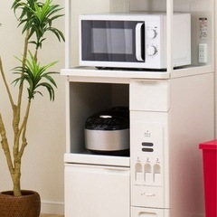 米びつ付きレンジ台の画像