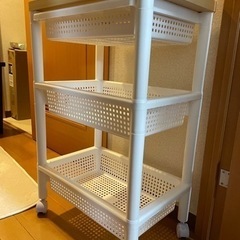 キッチンワゴン　縦30×横45×高さ70cmの画像