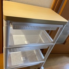 キッチンワゴン　縦30×横45×高さ70cmの画像