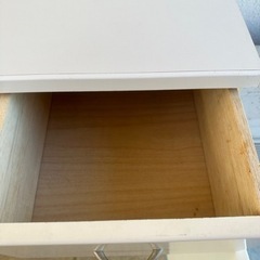 収納棚　白色の画像