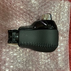 ダイハツ タフト純正シフトノブの画像