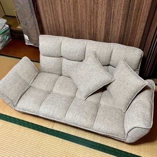 【美品】クッション付き：リクライニング機能2人掛けソファ