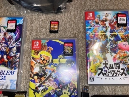 最終値下げ】9万円相当★switch本体、ソフト4本、プロコンジョイコンhoriコン、外出用ケース、microSD32GBその他