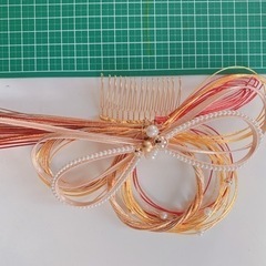 成人式　卒業式　結婚式　水引　髪飾り　ゴールドの画像