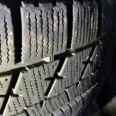 スタッドレス195/65R15 ブリヂストンVRX の画像