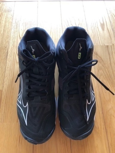 ミズノ　バレーボールシューズ　屋内で1回使用