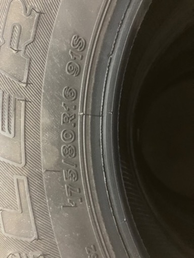 175/80r16 夏タイヤ　ジムニー