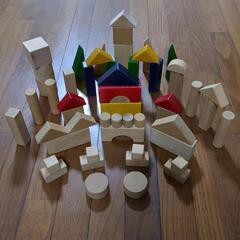 河合楽器知育玩具　木の積み木　コロコロ引っ張れる収納ケースつきの画像