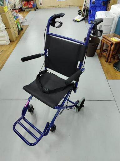 J285★取説・ケース付き★コンパクト車いす(介助型)★カドクラ