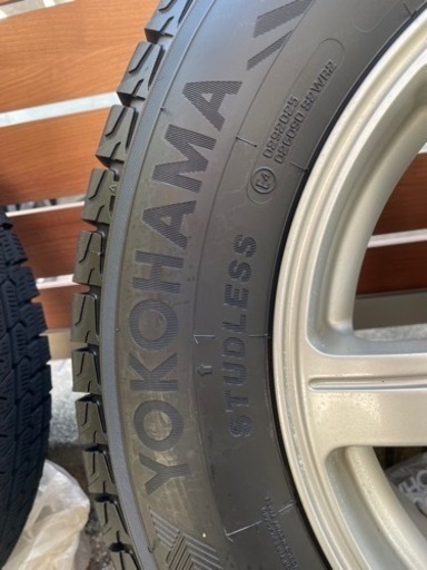 【終了しました】215/70R16 ヨコハマ ice GUARD スタッドレスタイヤ＋アルミホイール中古品