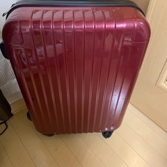 【受け渡し予定者決定】ワインレッドのスーツケース　