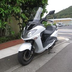SYM RV125i(Fiモデル) 実働中古美車　LEDヘッドラ...