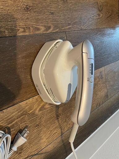 HITACHI スチームアイロン