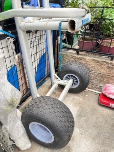 ジェットスキー　ランチャー