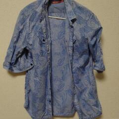 青色　シャツの画像