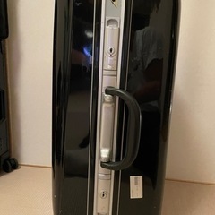 スーツケース　上げますの画像