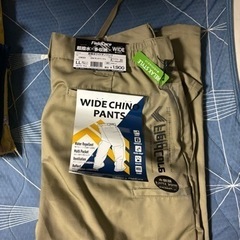 ワークマン 未使用 超撥水ワイドチノパンツ サンドベージュLL