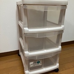 キャスター付き　3段収納ケース　の画像