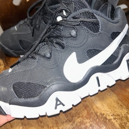 NIKE ナイキ　エアバラージ　ロー　25センチ